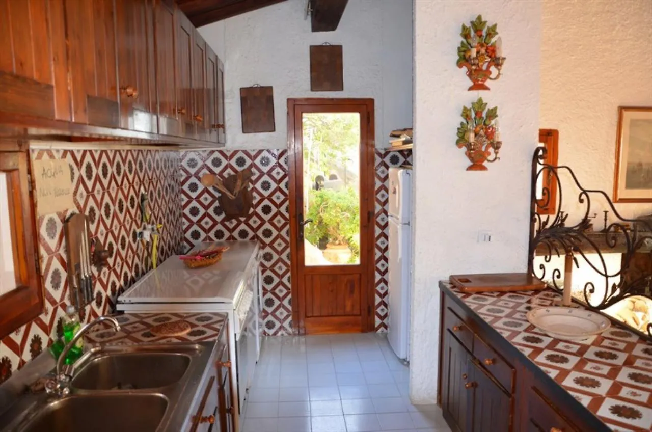 Apartment Ferienwohnung Ammiraglio Giglio Campese Italien
